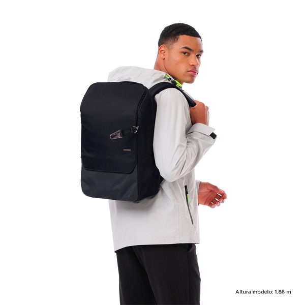 Morral negro hombre